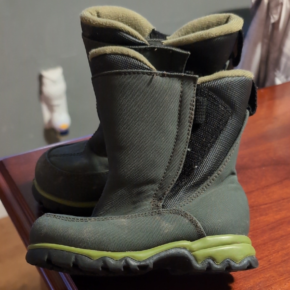 Lands End Velcro Winter Boots